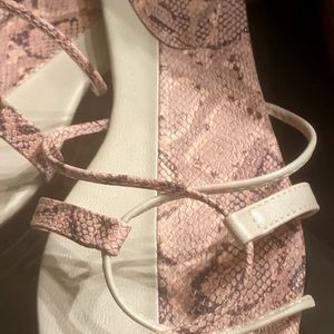 Journee Collection Breena Tan slides ladies 9 NEW in box